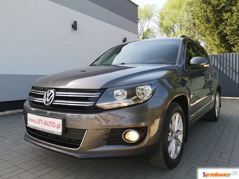 Volkswagen Tiguan 2014,  2.0 diesel - Na sprzedaż za 52 900 zł - Strzegom