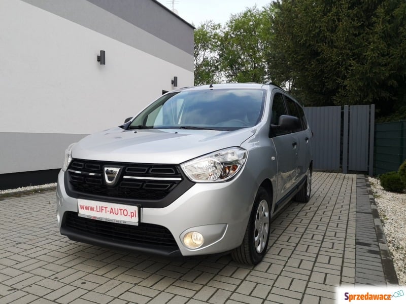 Dacia Lodgy 2018,  1.6 benzyna - Na sprzedaż za 54 900 zł - Strzegom