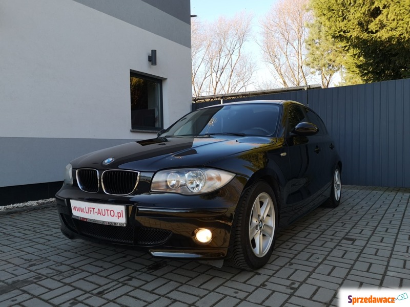 BMW Seria 1 2005,  2.0 benzyna - Na sprzedaż za 19 900 zł - Strzegom