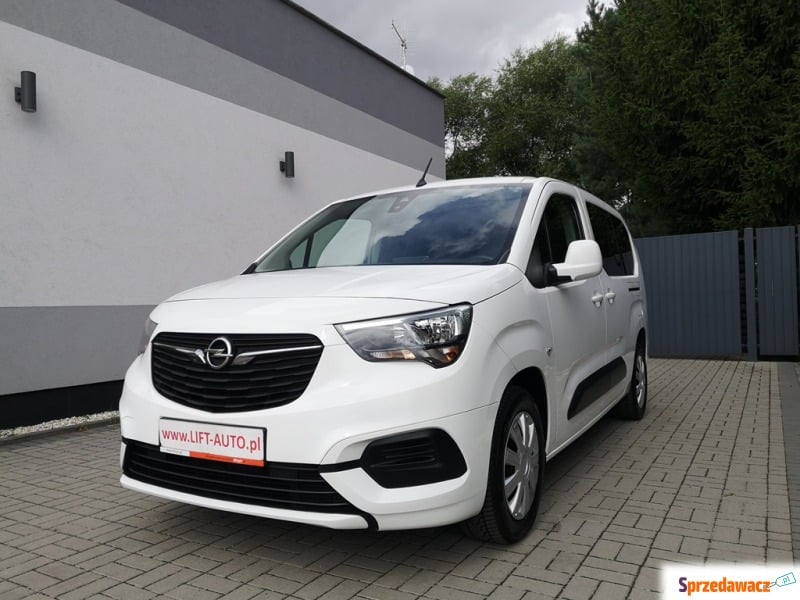 Opel Combo 2019,  1.5 diesel - Na sprzedaż za 59 900 zł - Strzegom