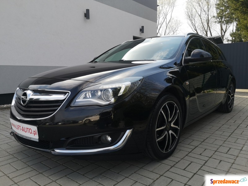 Opel Insignia 2016,  2.0 diesel - Na sprzedaż za 44 900 zł - Strzegom