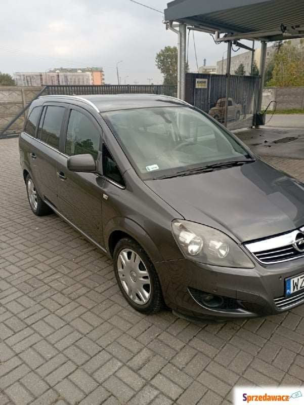 Opel Zafira  Minivan/Van 2010,  1.7 diesel - Na sprzedaż za 15 000 zł - Cała Polska