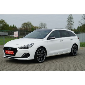 Hyundai i30 - panorama  kamera led skóra automat + łopatki fotele grz. went.+pamięć