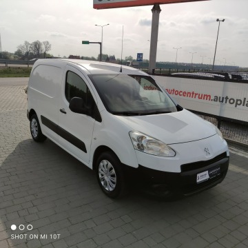 Peugeot Partner 2013,  1.6 diesel - Na sprzedaż za 18 800 zł - Lipówki - zdjęcie 2