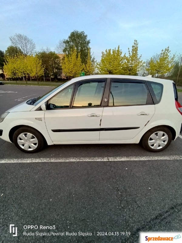 Renault Scenic  Minivan/Van 2005,  1.6 benzyna+LPG - Na sprzedaż za 7 500,00 zł - Świętochłowice