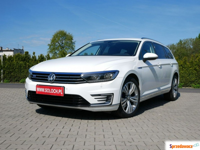 Volkswagen Passat 2017,  1.4 hybryda - Na sprzedaż za 69 800 zł - Goczałkowice-Zdrój