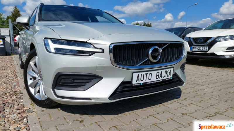 Volvo V60 2018,  2.0 diesel - Na sprzedaż za 77 900 zł - Gniezno
