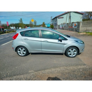 Ford Fiesta  Hatchback 2009,  1.4 benzyna - Na sprzedaż za 18 900 zł - Dolna Grupa - zdjęcie 2