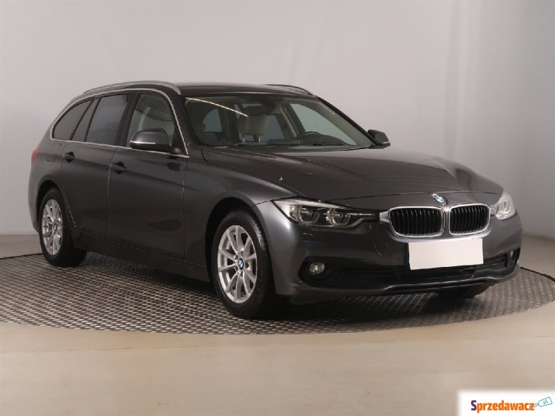 BMW Seria 3  Kombi 2015,  2.0 diesel - Na sprzedaż za 52 844 zł - Katowice