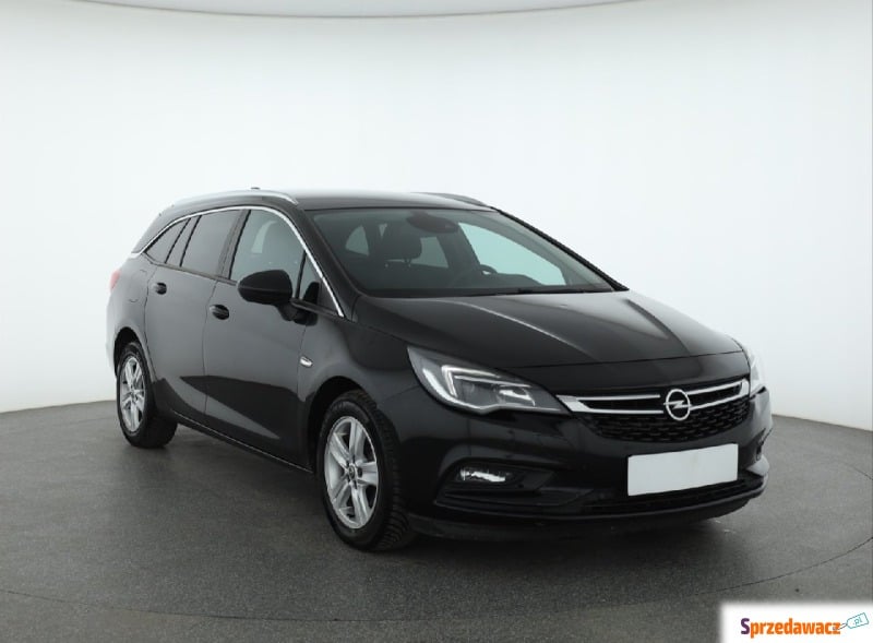 Opel Astra  Kombi 2016,  1.6 diesel - Na sprzedaż za 41 999 zł - Zabrze