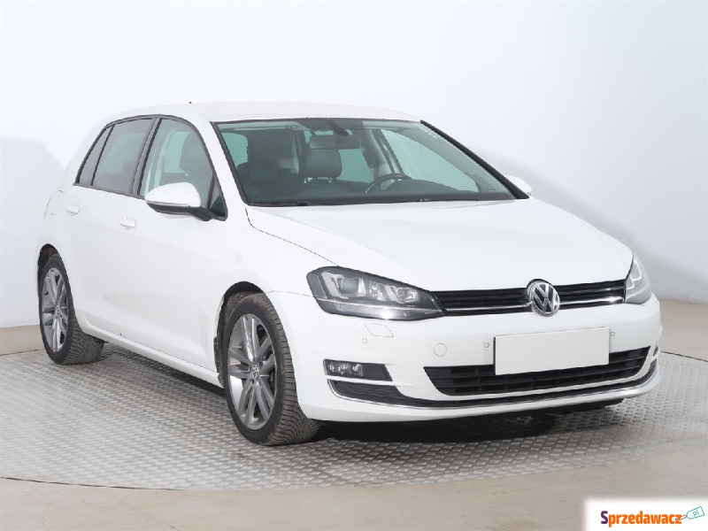 Volkswagen Golf  Hatchback 2015,  1.4 benzyna - Na sprzedaż za 55 999 zł - Toruń