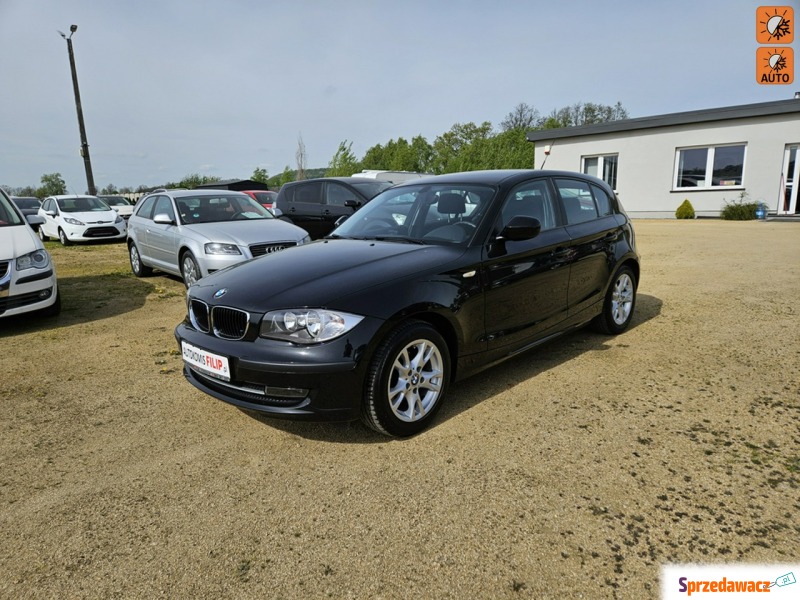 BMW Seria 1  Hatchback 2009,  2.0 benzyna - Na sprzedaż za 19 900 zł - Strzegom