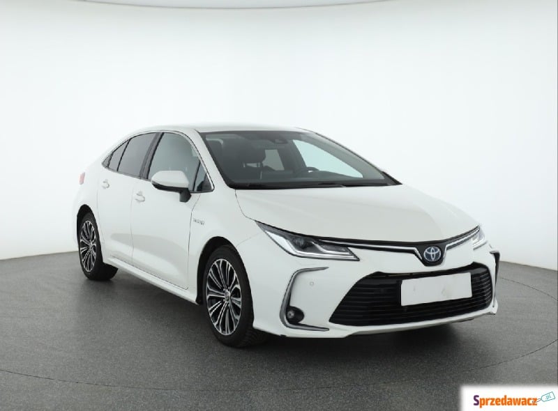 Toyota Corolla  Liftback 2020,  1.8 benzyna - Na sprzedaż za 70 730 zł - Łódź