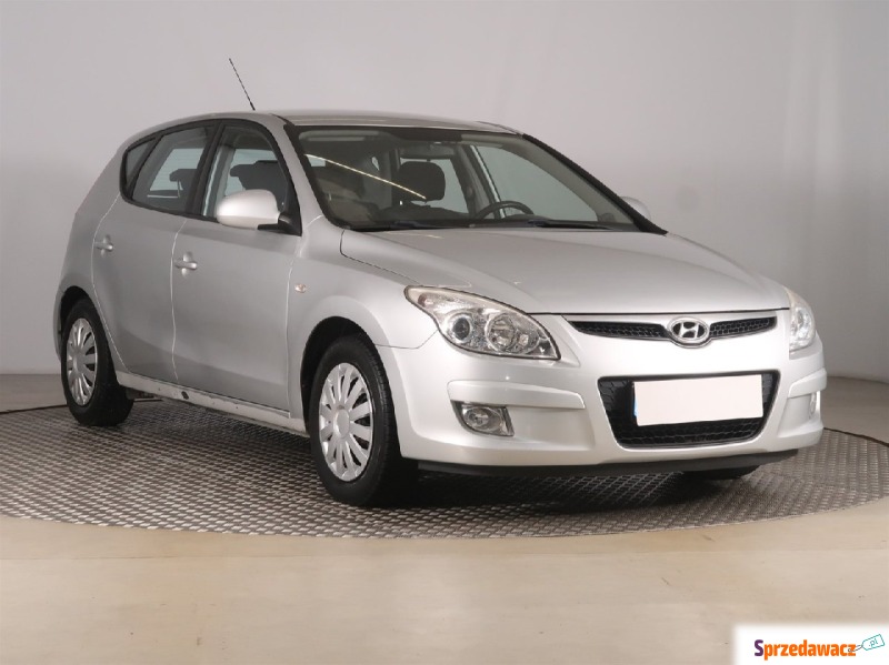 Hyundai i30  Hatchback 2008,  1.6 benzyna - Na sprzedaż za 14 999 zł - Zabrze