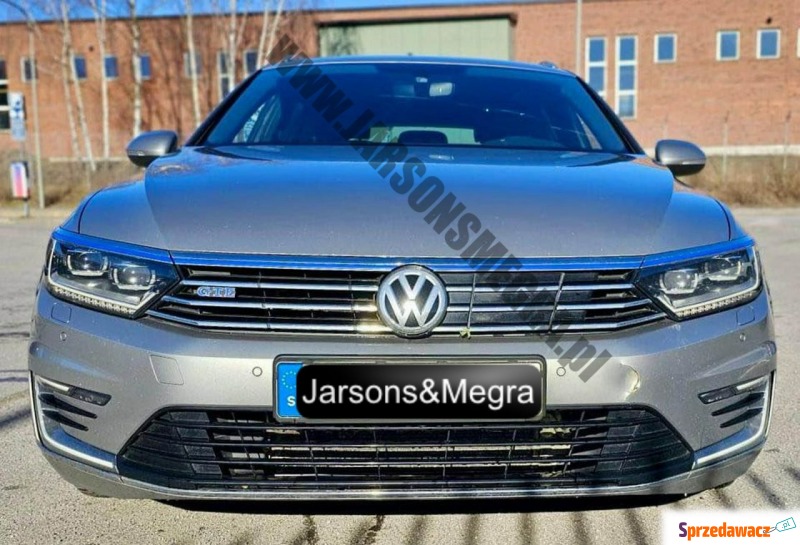 Volkswagen Passat 2016,  1.4 benzyna - Na sprzedaż za 68 400 zł - Kiczyce