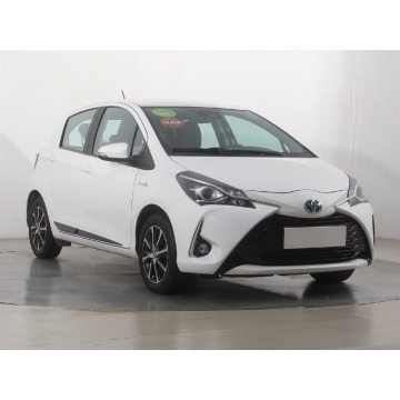 Toyota Yaris 1.5 Hybrid (100KM), 2018