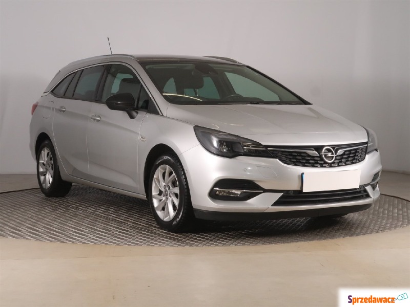 Opel Astra  Kombi 2021,  1.2 benzyna - Na sprzedaż za 45 527 zł - Zabrze