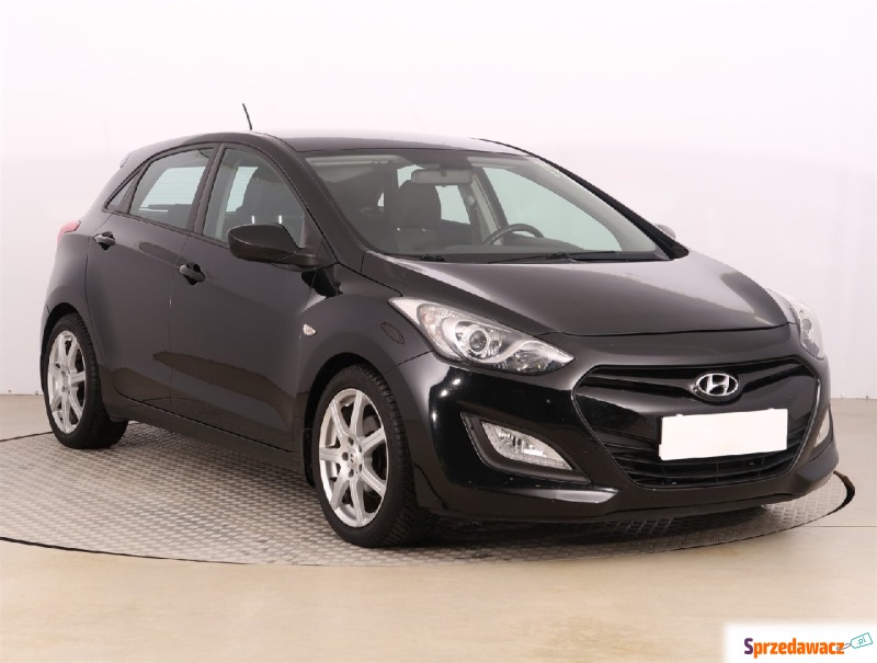 Hyundai i30  Hatchback 2013,  1.4 benzyna - Na sprzedaż za 28 999 zł - Łomża