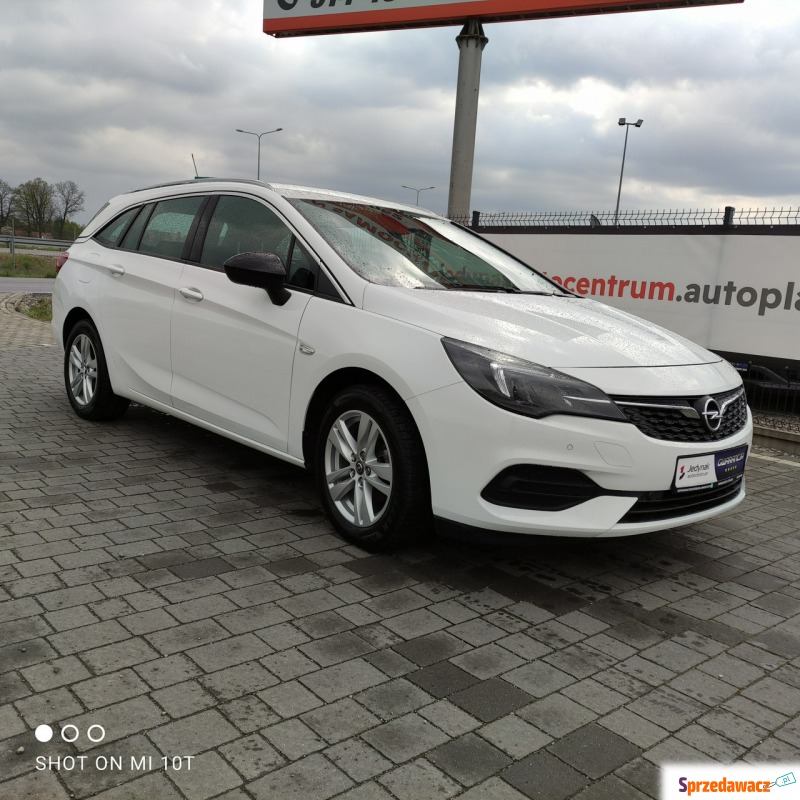 Opel Astra 2022,  1.2 benzyna - Na sprzedaż za 58 800 zł - Lipówki