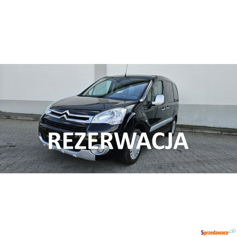 Citroen Berlingo  Minivan/Van 2011,  1.6 benzyna - Na sprzedaż za 24 371 zł - Rybnik