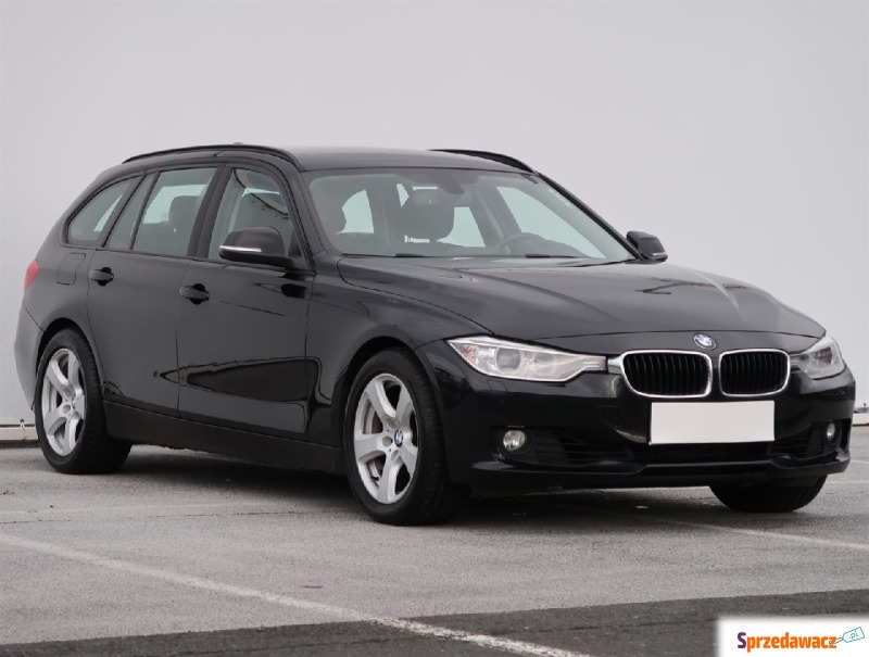 BMW Seria 3  Kombi 2013,  2.0 benzyna - Na sprzedaż za 53 999 zł - Piaseczno