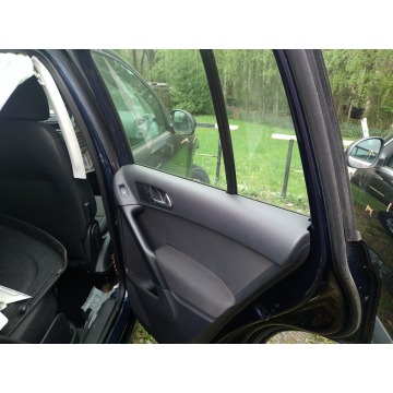 Volkswagen Tiguan  SUV 2014,  2.0 benzyna, automat - Na sprzedaż za 26 999 zł - Katowice - zdjęcie 9