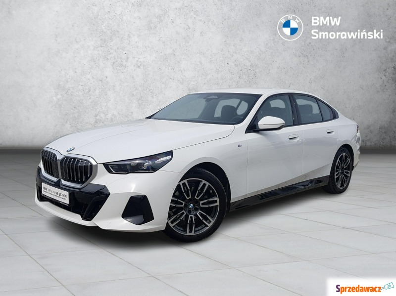 BMW Seria 5  Sedan/Limuzyna 2023,  2.0 benzyna - Na sprzedaż za 259 900 zł - Poznań