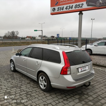 Volvo V50 2011,  1.6 diesel - Na sprzedaż za 14 800 zł - Lipówki - zdjęcie 9