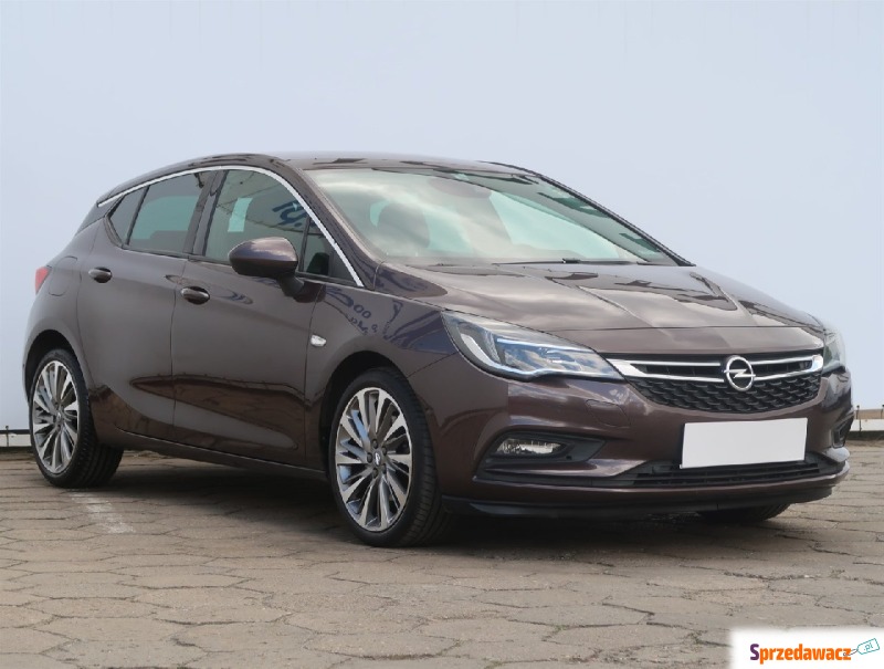 Opel Astra  Hatchback 2016,  1.6 benzyna - Na sprzedaż za 59 999 zł - Łódź
