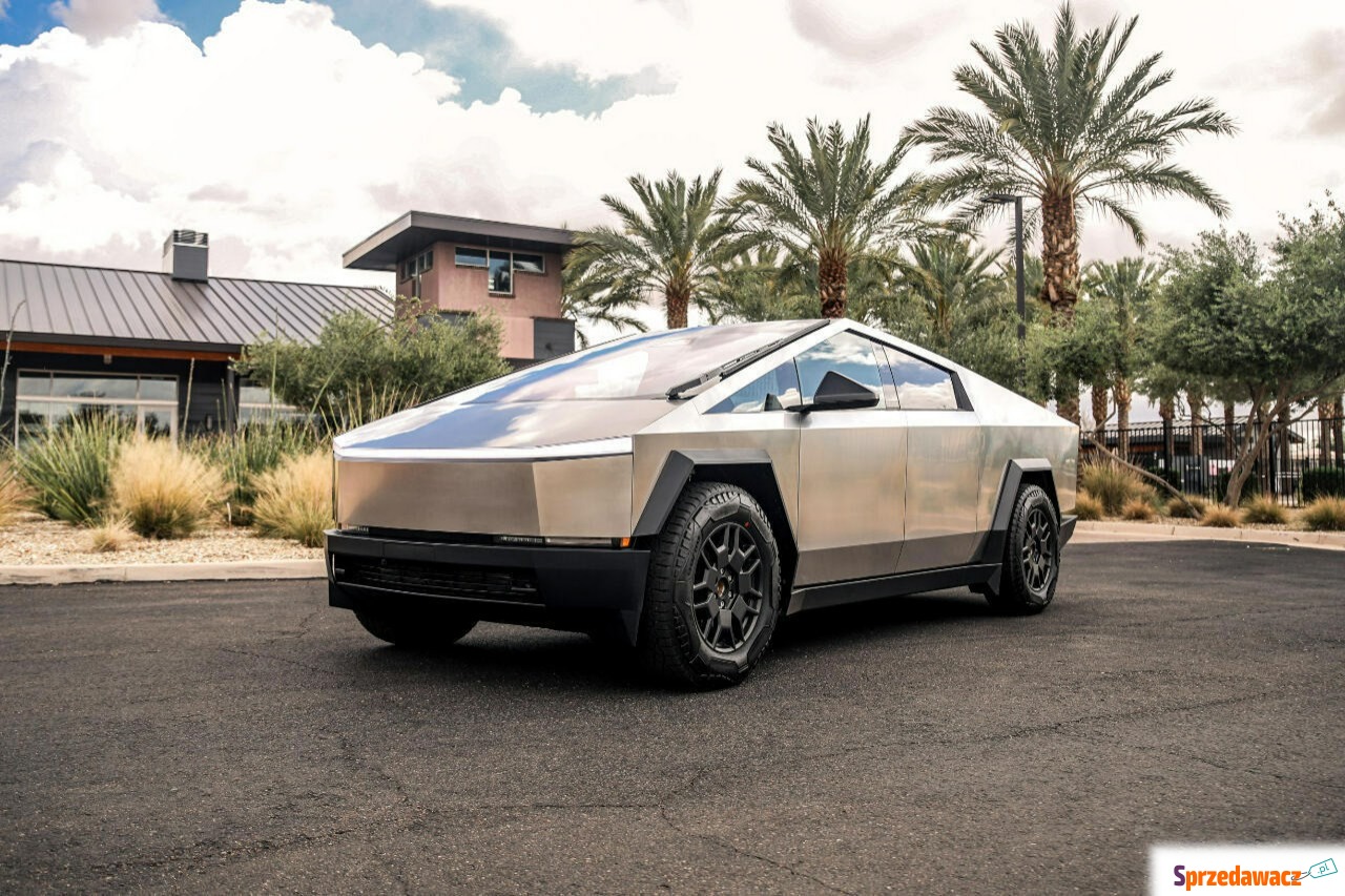 Tesla 2024