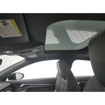 Audi RS3  Sedan/Limuzyna 2023,  2.5 benzyna, automat - Na sprzedaż za 329 640 zł - Katowice - zdjęcie 12