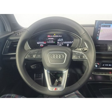Audi SQ5  SUV 2023,  3.0 benzyna, automat - Na sprzedaż za 276 750 zł - Katowice - zdjęcie 9