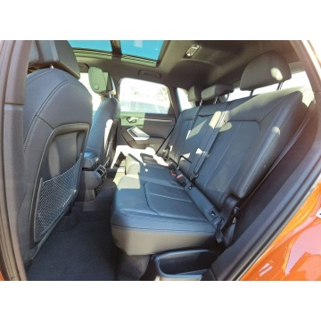 Audi Q3  SUV 2023,  2.0 benzyna, automat - Na sprzedaż za 165 681 zł - Katowice - zdjęcie 9