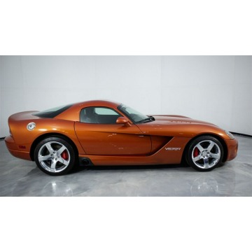 Dodge Viper  Coupe/Sportowy 2006,  8.4 benzyna - Na sprzedaż za 349 320 zł - Katowice - zdjęcie 8
