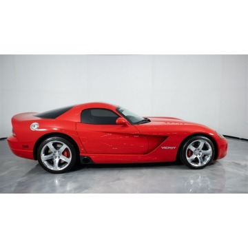 Dodge Viper  Coupe/Sportowy 2006,  8.4 benzyna - Na sprzedaż za 359 160 zł - Katowice - zdjęcie 8