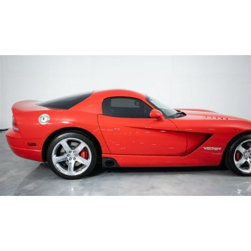 Dodge Viper  Coupe/Sportowy 2006,  8.4 benzyna - Na sprzedaż za 359 160 zł - Katowice - zdjęcie 9