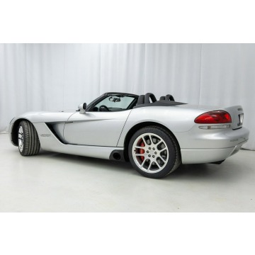 Dodge Viper  Kabriolet 2004,  8.3 benzyna - Na sprzedaż za 206 640 zł - Katowice - zdjęcie 12