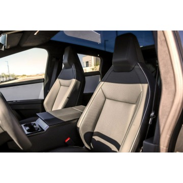 Tesla   SUV 2024 elektryczny, automat - Na sprzedaż za 975 389 zł - Katowice - zdjęcie 6