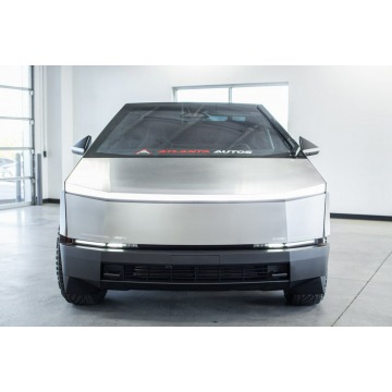 Tesla   SUV 2024 elektryczny, automat - Na sprzedaż za 851 160 zł - Katowice - zdjęcie 3