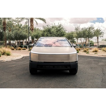 Tesla   SUV 2024 elektryczny, automat - Na sprzedaż za 733 080 zł - Katowice - zdjęcie 2