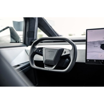 Tesla   SUV 2024 elektryczny, automat - Na sprzedaż za 733 080 zł - Katowice - zdjęcie 6