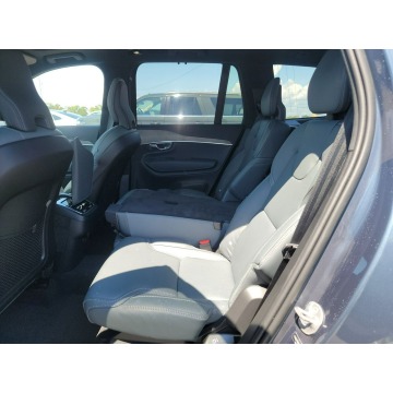 Volvo   SUV 2023,  2.0 benzyna, automat - Na sprzedaż za 289 050 zł - Katowice - zdjęcie 11