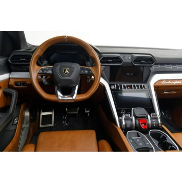 Lamborghini Urus  SUV 2019,  4.0 benzyna, automat - Na sprzedaż za 873 300 zł - Katowice - zdjęcie 11