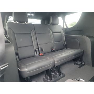 Chevrolet Suburban  SUV 2023,  5.3 benzyna, automat - Na sprzedaż za 343 170 zł - Katowice - zdjęcie 12