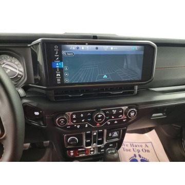 Jeep Wrangler  SUV 2023,  6.4 benzyna, automat - Na sprzedaż za 453 870 zł - Katowice - zdjęcie 9