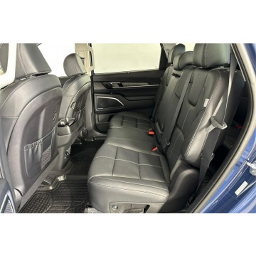 Kia   SUV 2023,  3.8 benzyna, automat - Na sprzedaż za 246 000 zł - Katowice - zdjęcie 10