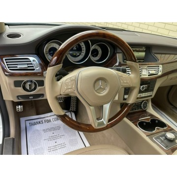 Mercedes - Benz CLS-klasa  Sedan/Limuzyna 2014,  4.7 benzyna, automat - Na sprzedaż za 66 420 zł - Katowice - zdjęcie 10