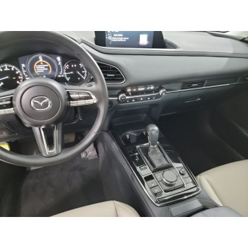 Mazda CX-30  SUV 2022,  2.5 benzyna, automat - Na sprzedaż za 116 850 zł - Katowice - zdjęcie 10