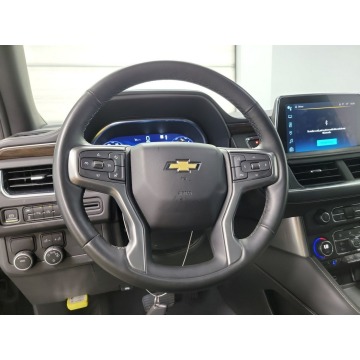 Chevrolet Suburban  SUV 2023,  5.3 benzyna, automat - Na sprzedaż za 323 490 zł - Katowice - zdjęcie 9