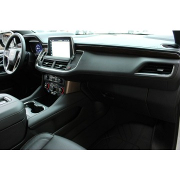 Chevrolet Suburban  SUV 2023,  6.2 benzyna, automat - Na sprzedaż za 404 670 zł - Katowice - zdjęcie 12